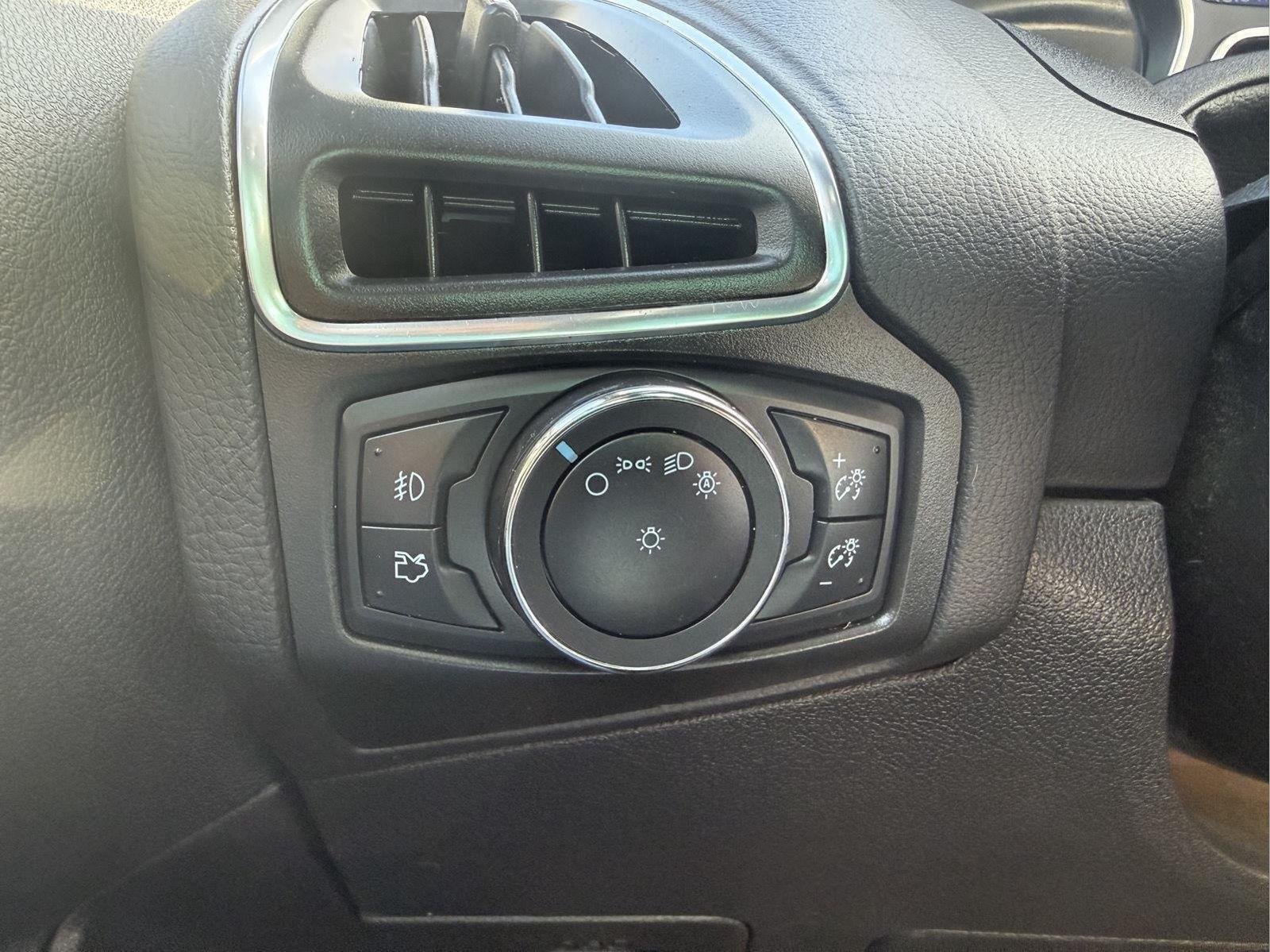 Used 2014 Oxford White Ford ST image 20