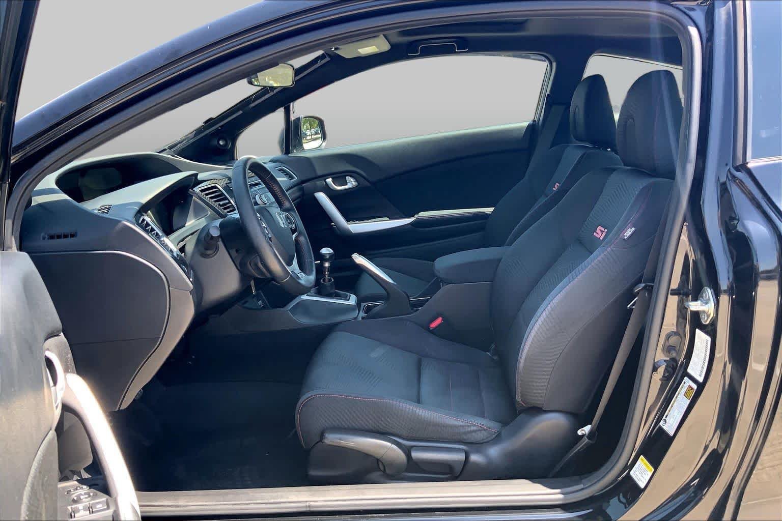 Used 2013 Crystal Black Pearl Honda Si image 6