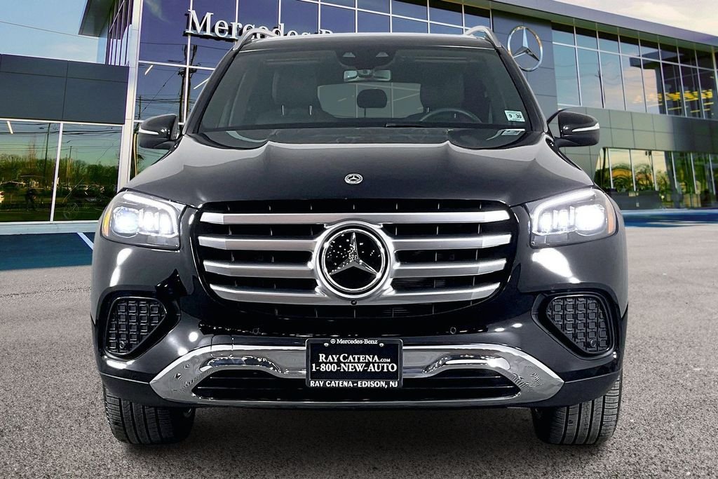 Used 2026 Black Mercedes-Benz GLS 450 image 3