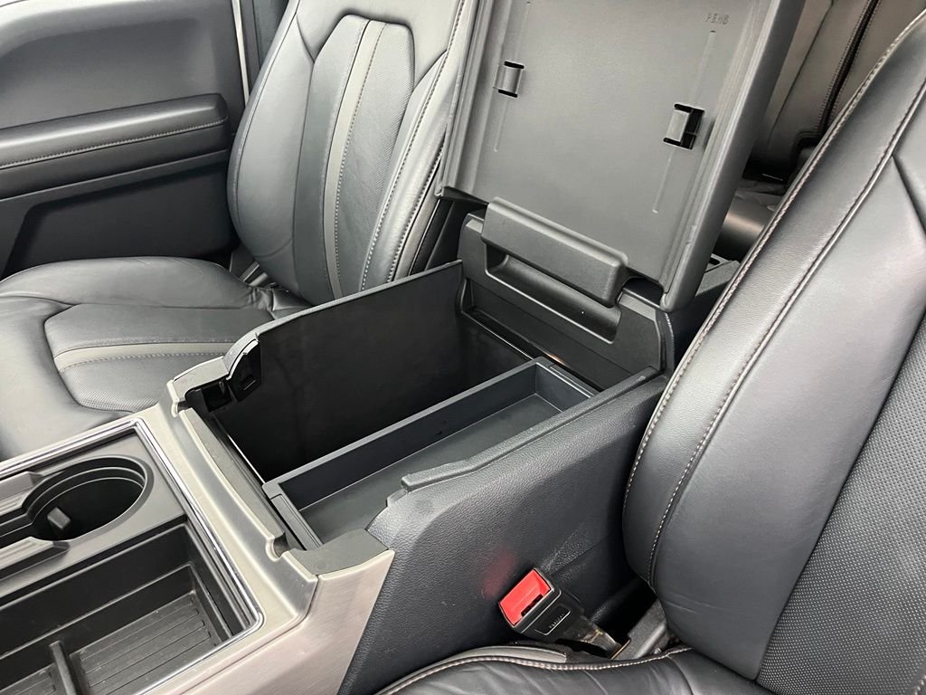 Used 2022 White Metallic Ford Platinum Lifted Truck image 26