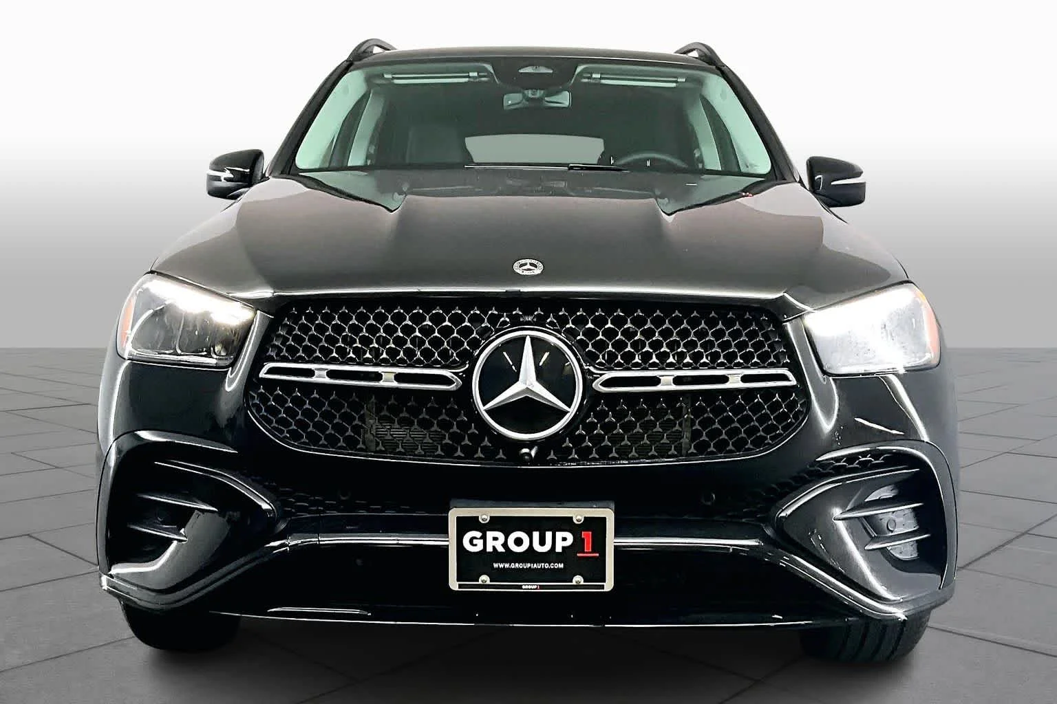 New 2026 Obsidian Black Metallic Mercedes-Benz GLE 350 image 3