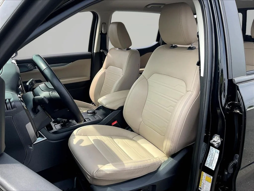 Used 2024 Black Ford Lariat image 22