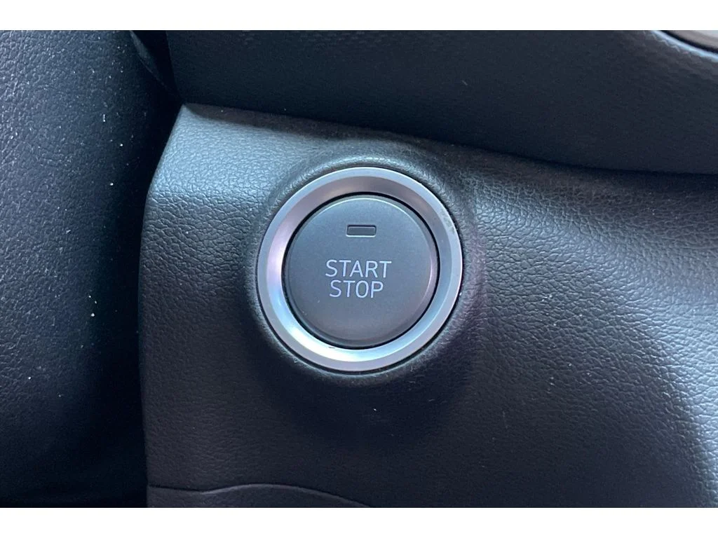 Used 2023 Galactic Gray Hyundai Limited image 35