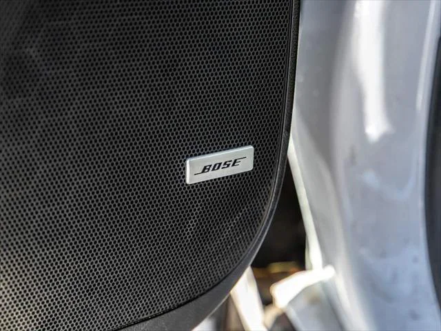Used 2023 White Frost Tricoat Buick Avenir image 10