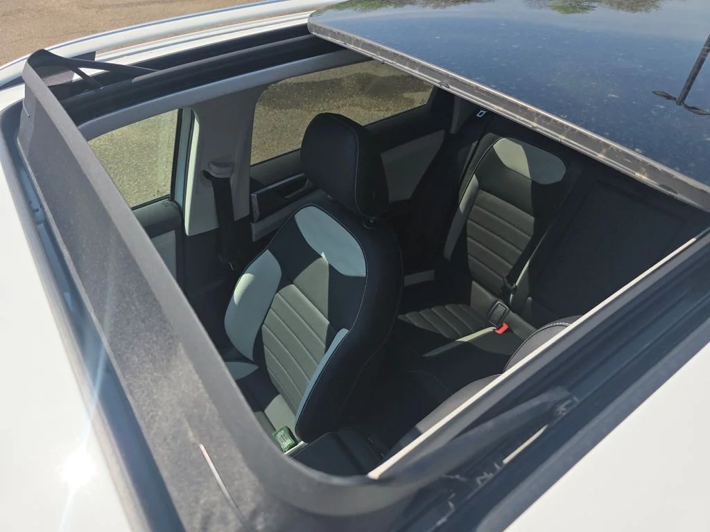 New 2026 Pure White Volkswagen 1.5T SEL image 9