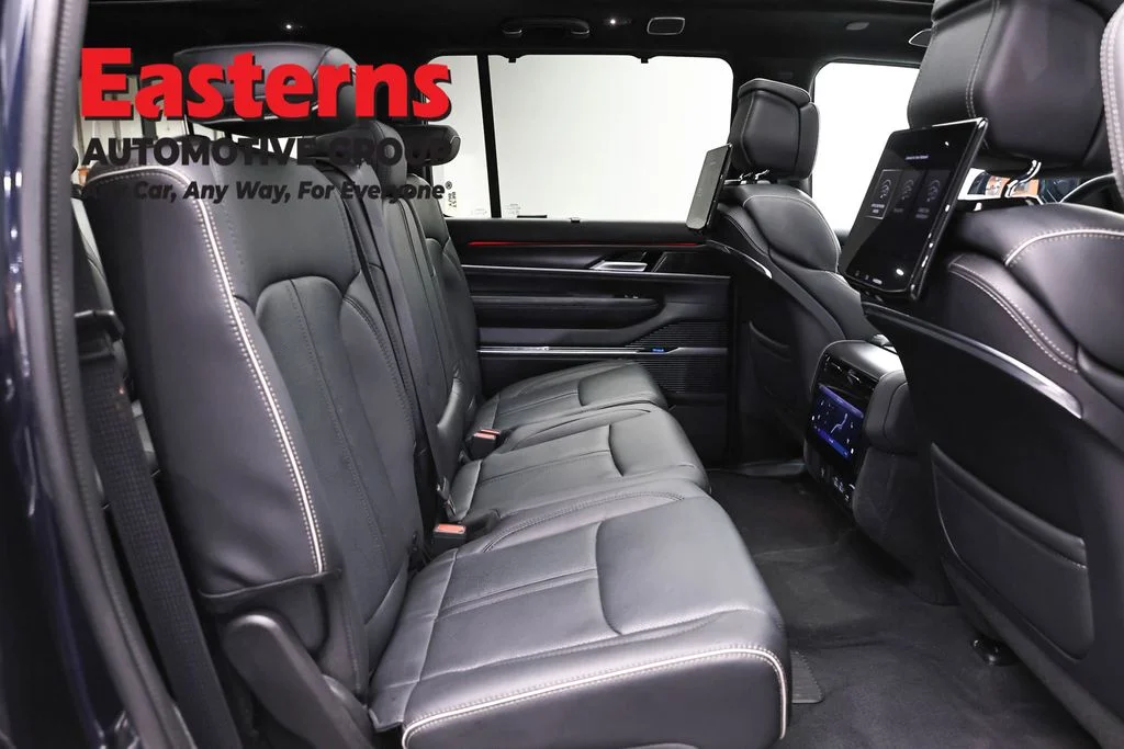 Used 2025 Black Jeep Series II image 27