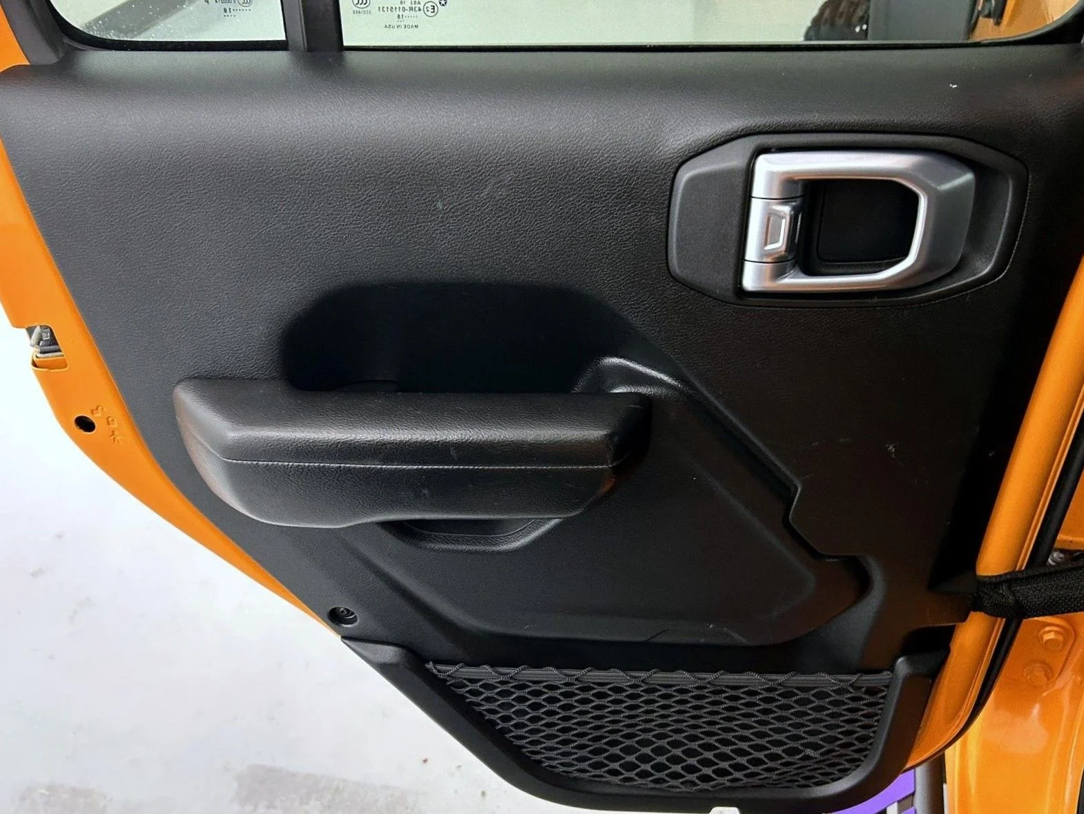 Used 2018 Orange Jeep Unlimited Sport S image 22