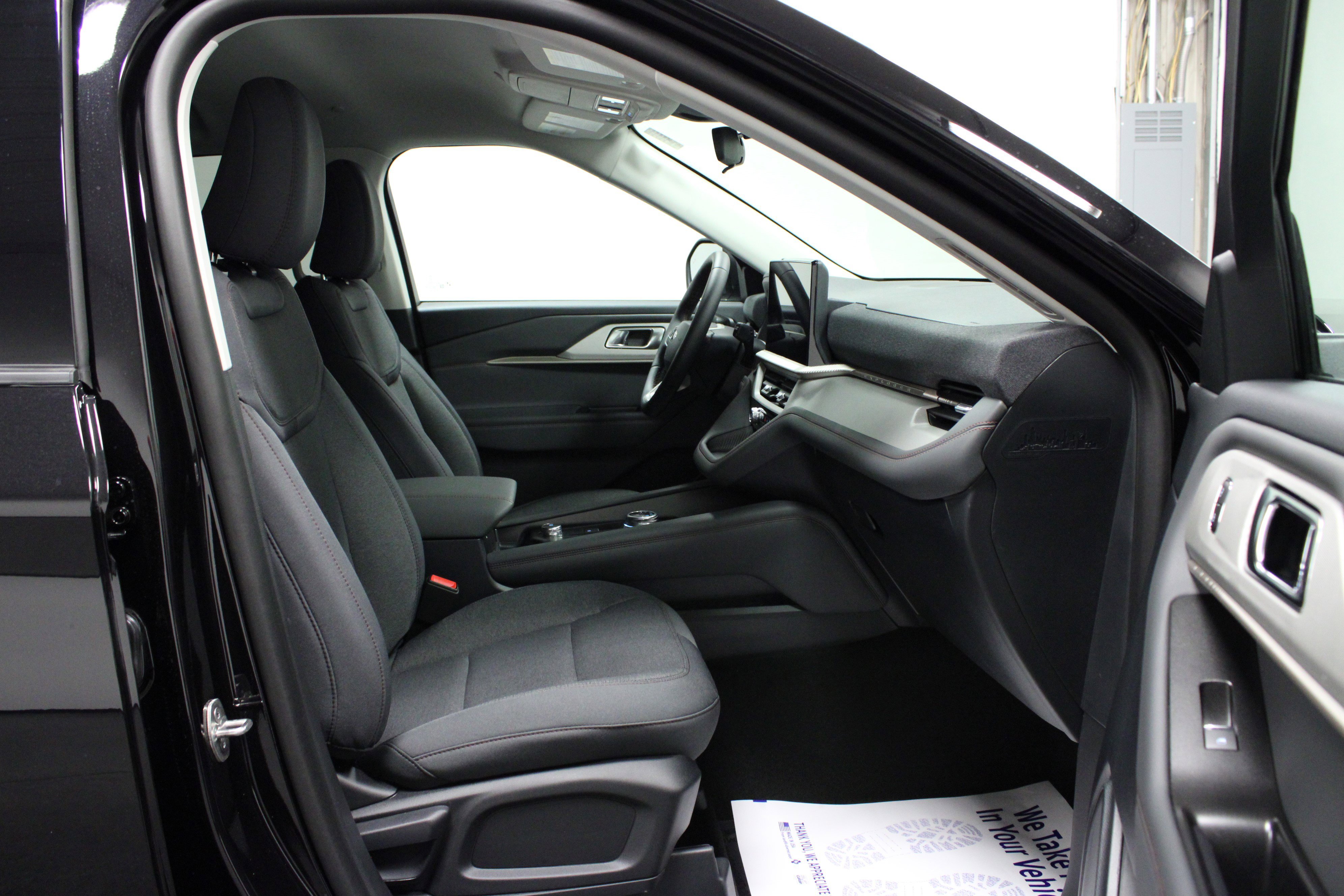 New 2026 Agate Black Metallic Ford Active image 17
