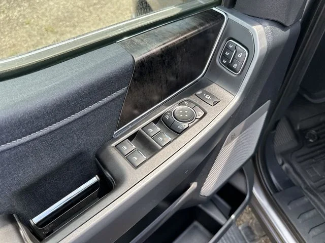 Used 2024 Gray Ford Lariat image 17