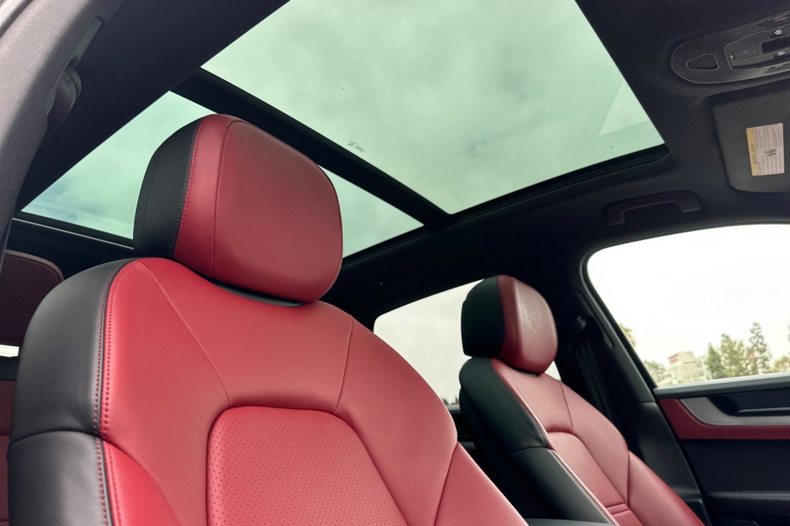 Certified Used 2024 Chalk Porsche S image 17
