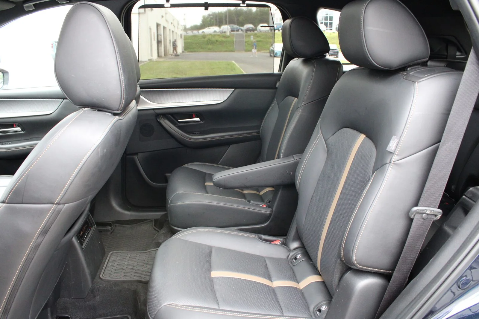 Used 2024 Blue Mazda 3.3 Turbo S Premium image 7