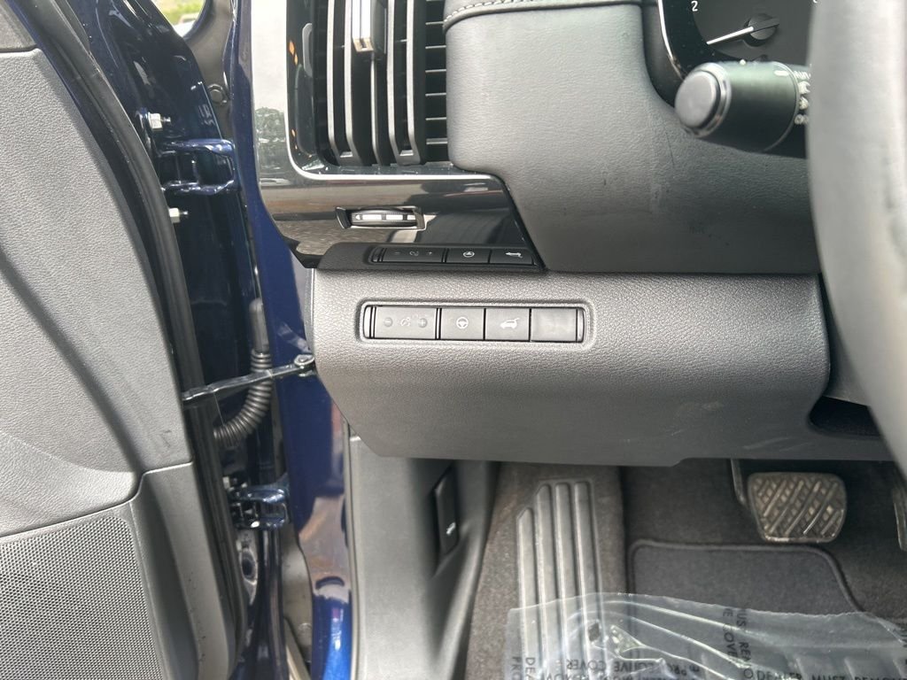 2023 Nissan Pathfinder SV - Photo 24
