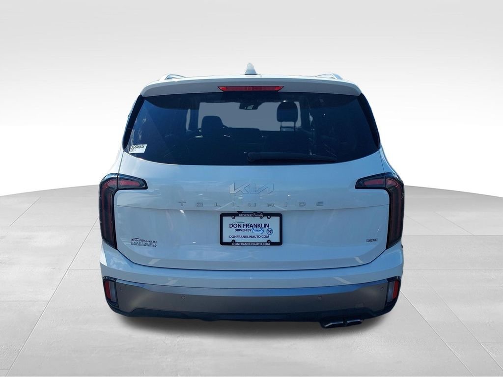 Used 2025 White Kia EX image 4