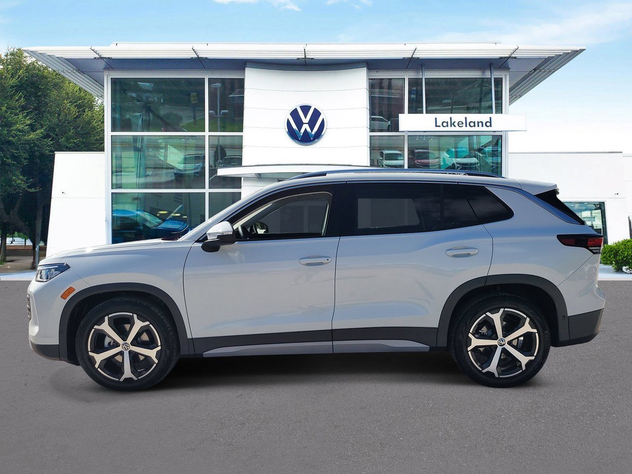 New 2026 Pure White Volkswagen SE image 6