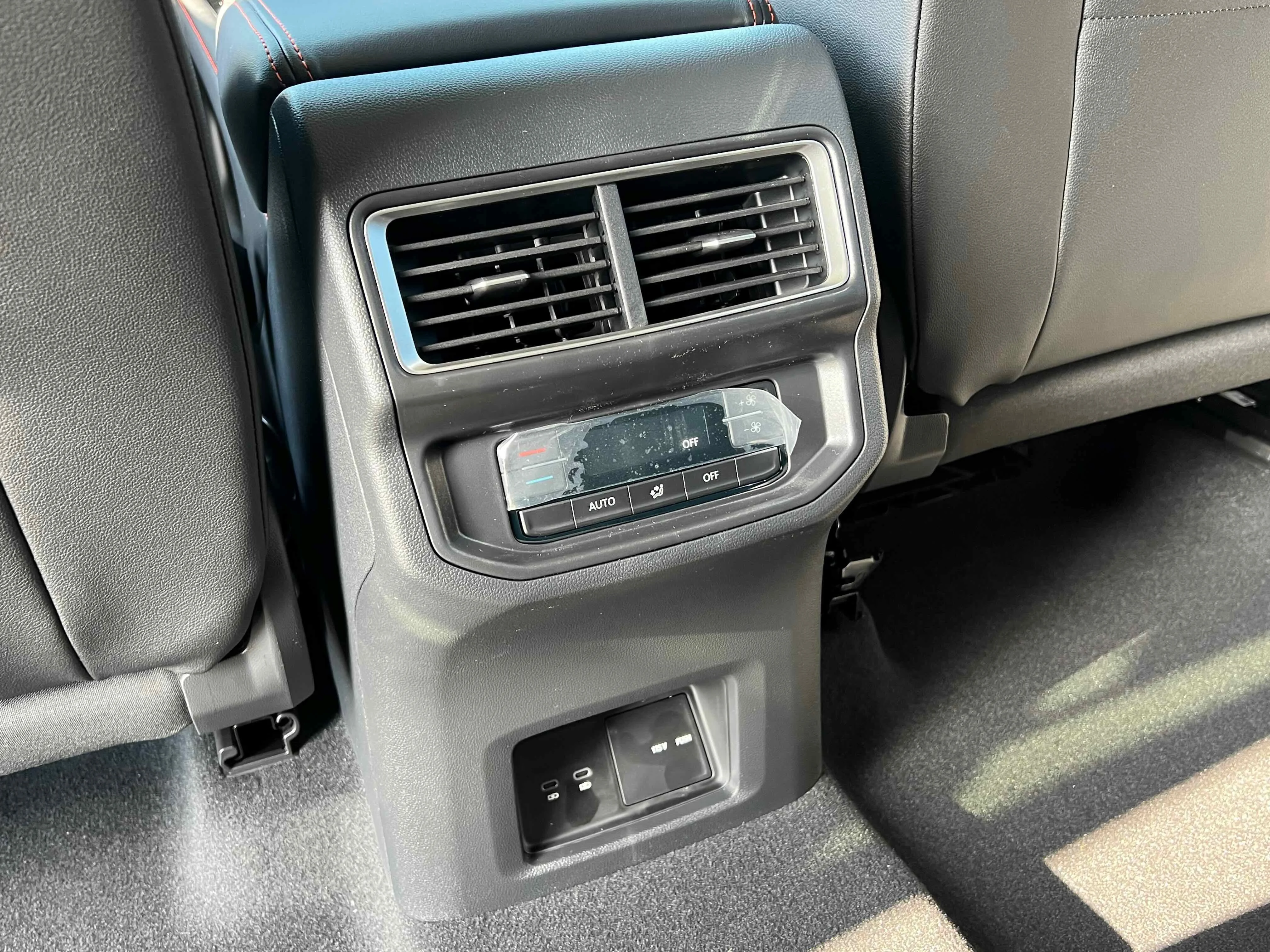 New 2026 Deep Black Volkswagen 2.0T Peak Edition image 21