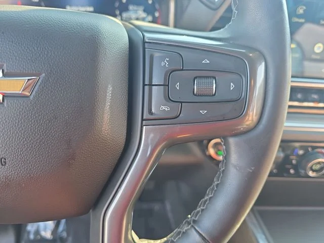 Used 2025 Beige Chevrolet High Country image 19
