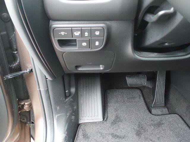 New 2026 Earthy Brass Matte Hyundai XRT Pro image 20