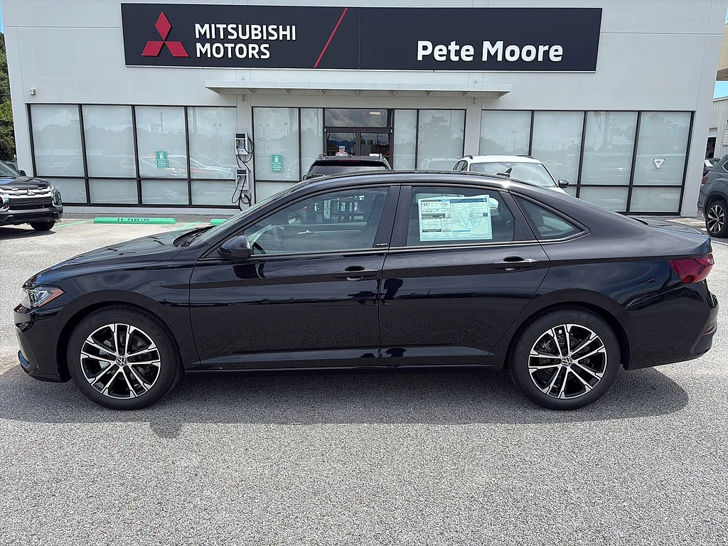 New 2026  Volkswagen Sport Auto image 3