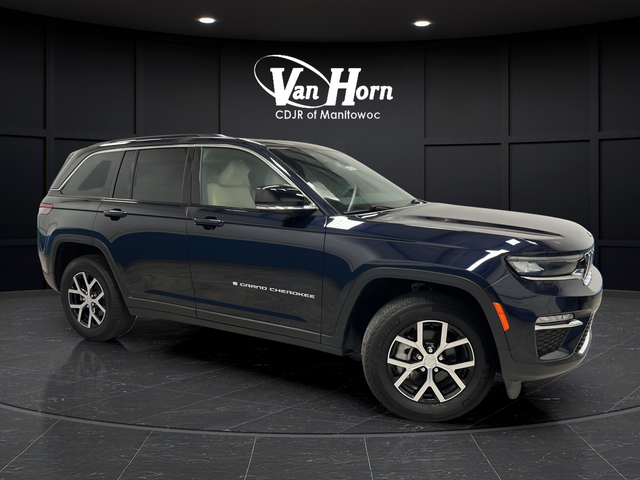 Used 2024 Midnight Sky Jeep Limited image 1