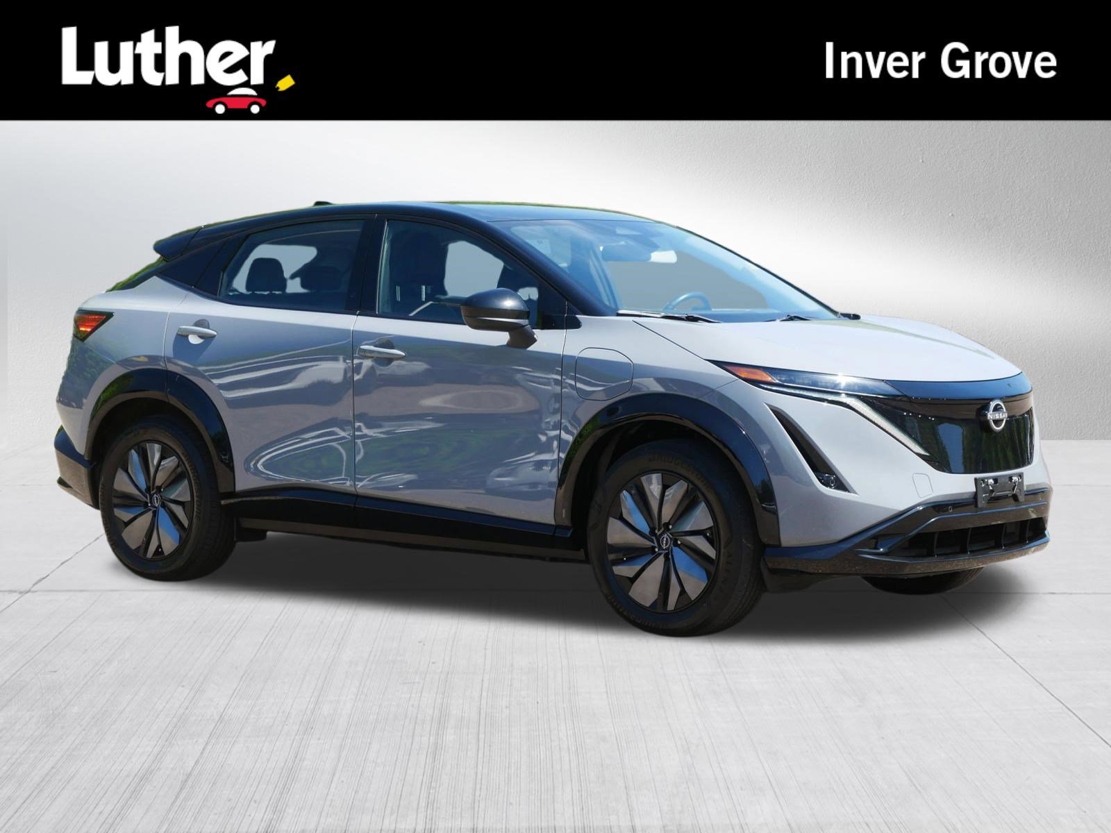 2024 Nissan Ariya Engage AWD's photo