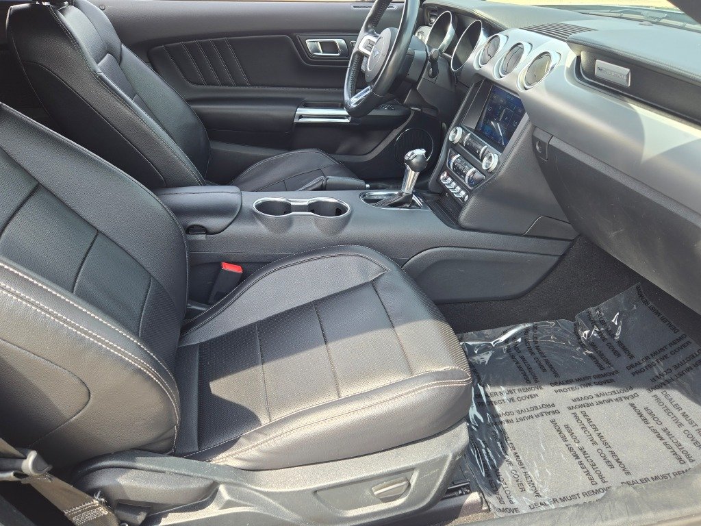 Used 2023  Ford EcoBoost Premium image 7