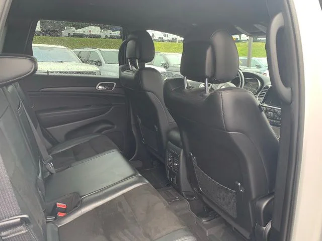 Used 2022 White Jeep Laredo X image 12