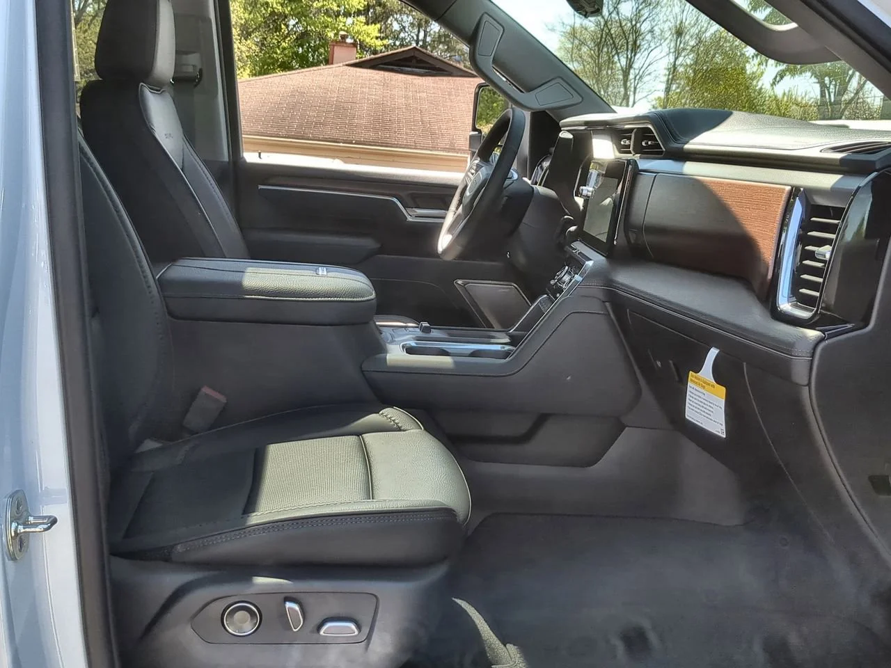New 2026 Glacier White Tricoat GMC Denali image 29