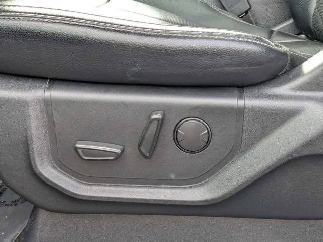 Used 2019 Ingot Silver Ford XL image 21