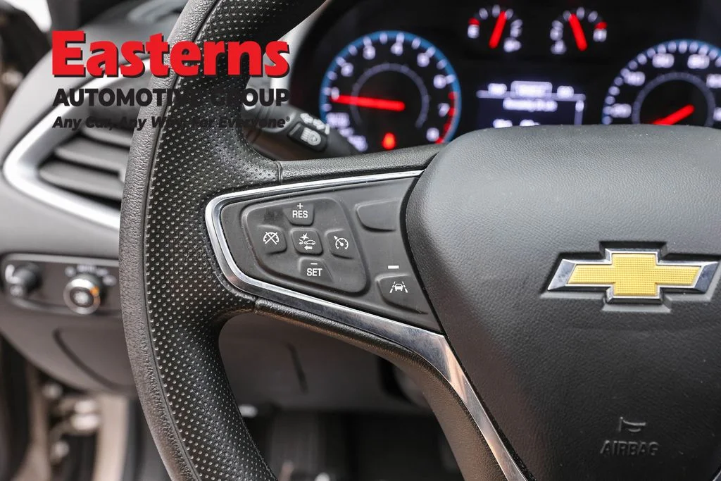 Used 2023 Gray Chevrolet LT image 15