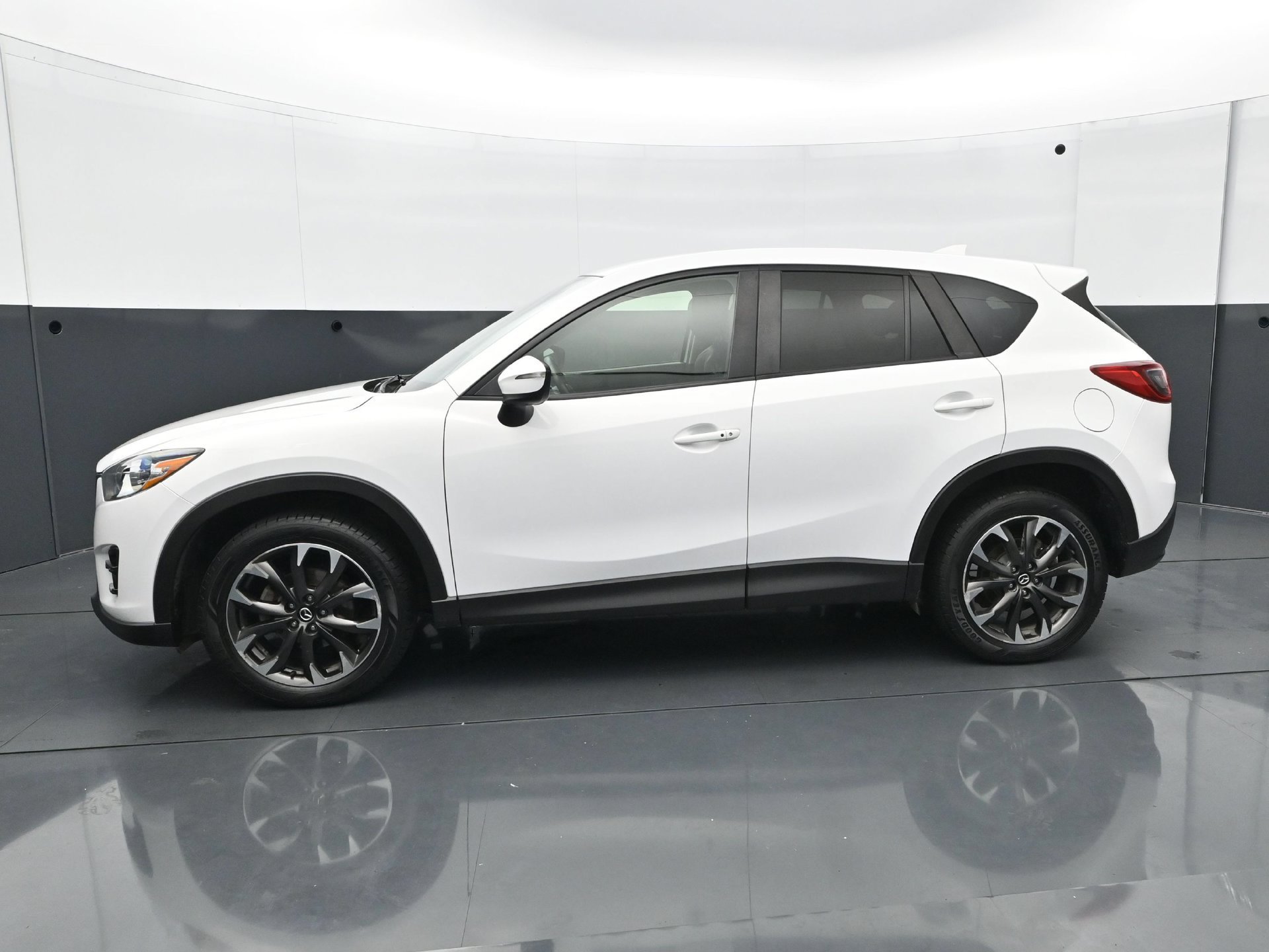Used 2016 Mazda CX-5 Grand Touring with VIN JM3KE4DY8G0921062 for sale in Burnsville, Minnesota
