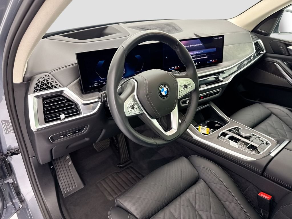 2026 BMW X7 40i - Photo 9
