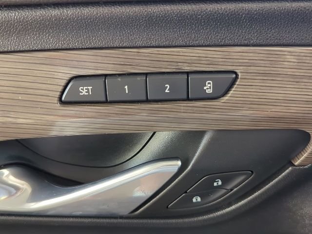 Used 2022 Ebony Twilight Metallic GMC Denali image 17
