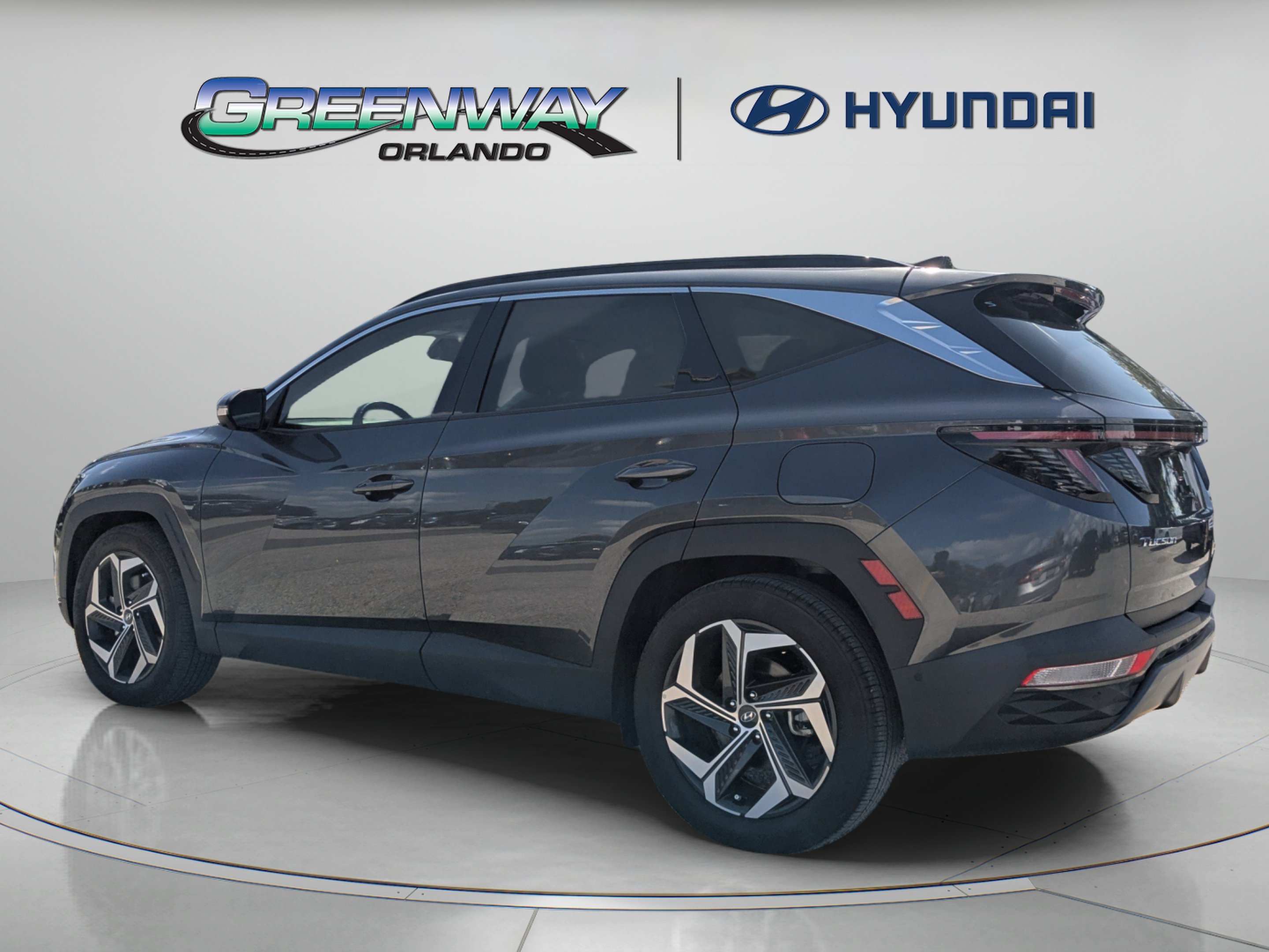 Used 2024 Dark Gray Metallic Hyundai Limited image 6