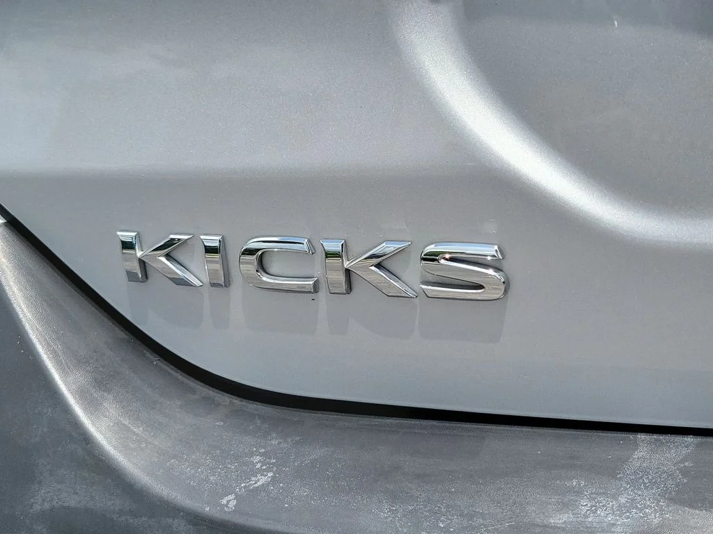Certified Used 2020 Silver Nissan SV image 9