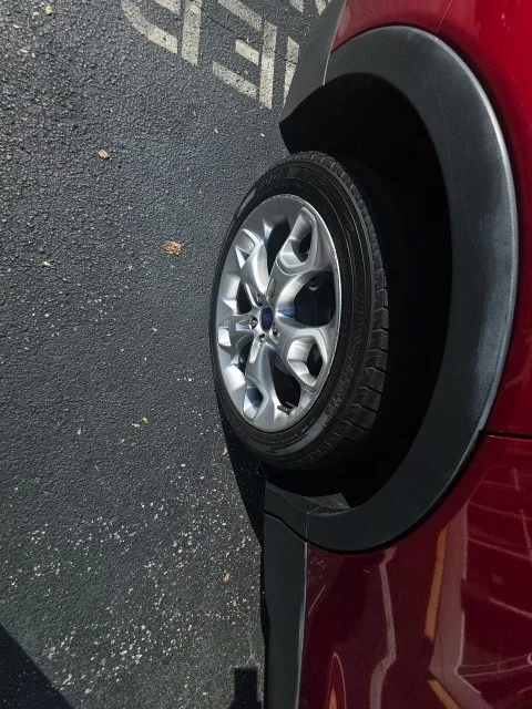 Used 2015 Red Ford Titanium image 5
