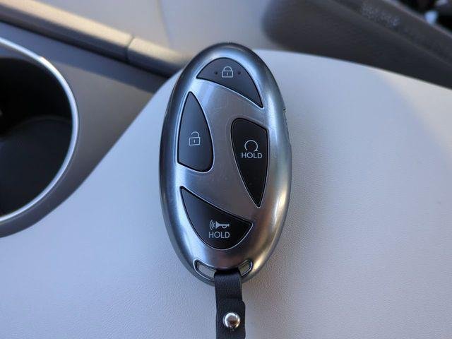 New 2026 White Hyundai SEL Sport image 27