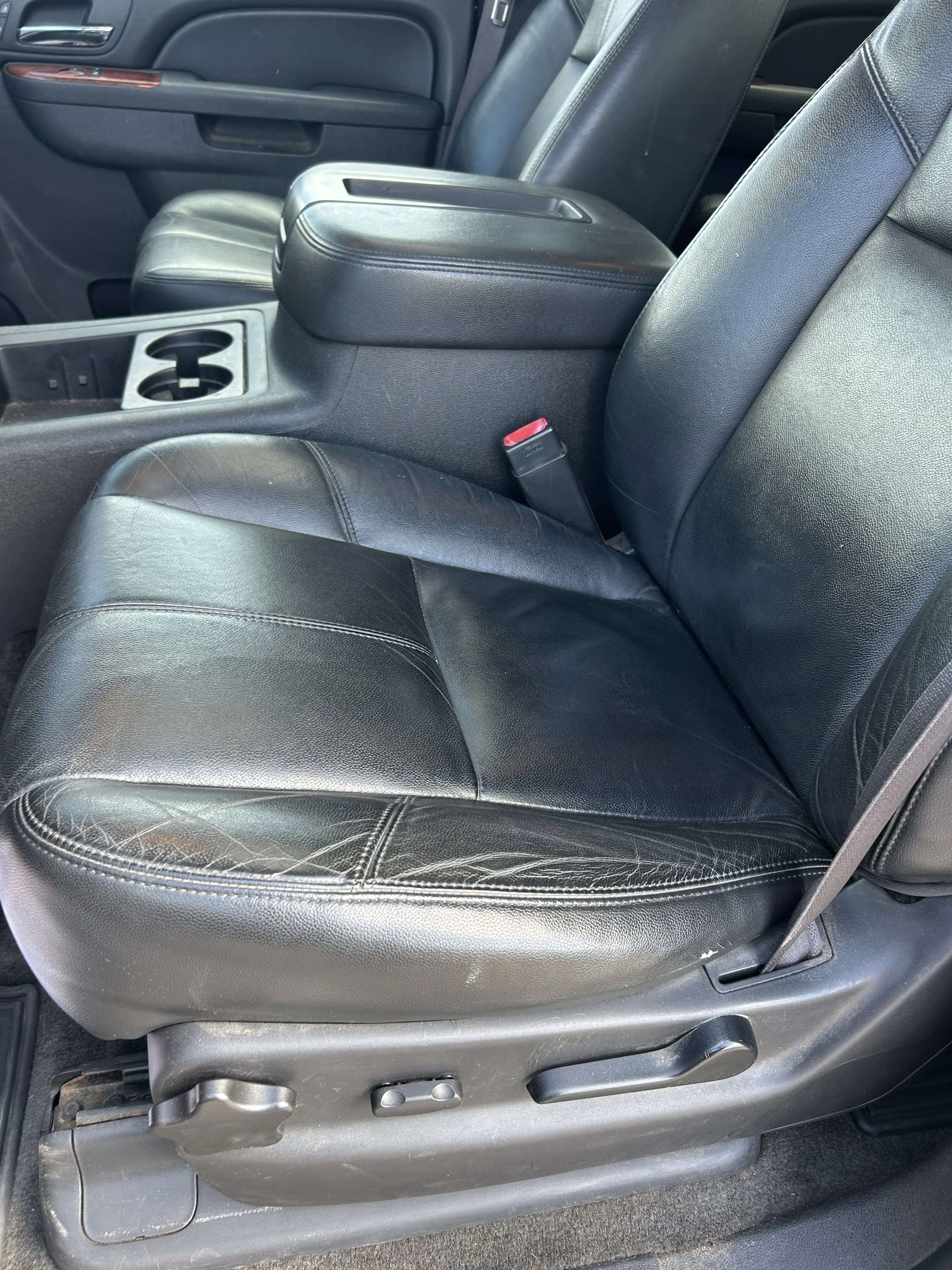 Used 2013 Black Chevrolet LT image 13