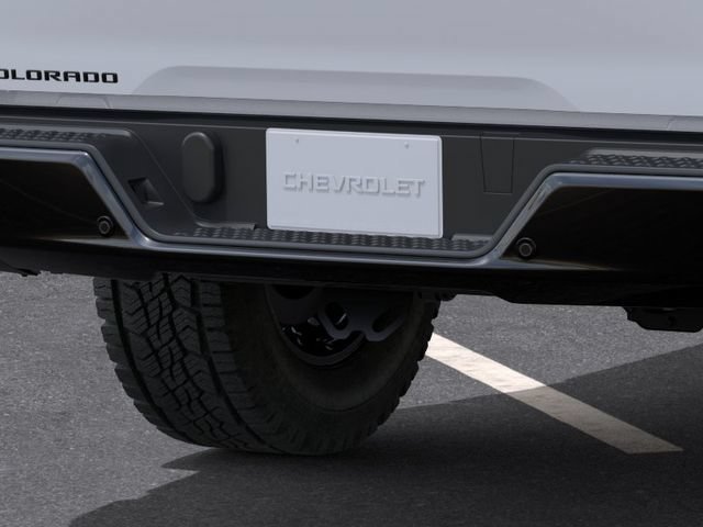 New 2026 Summit White Chevrolet WT image 14