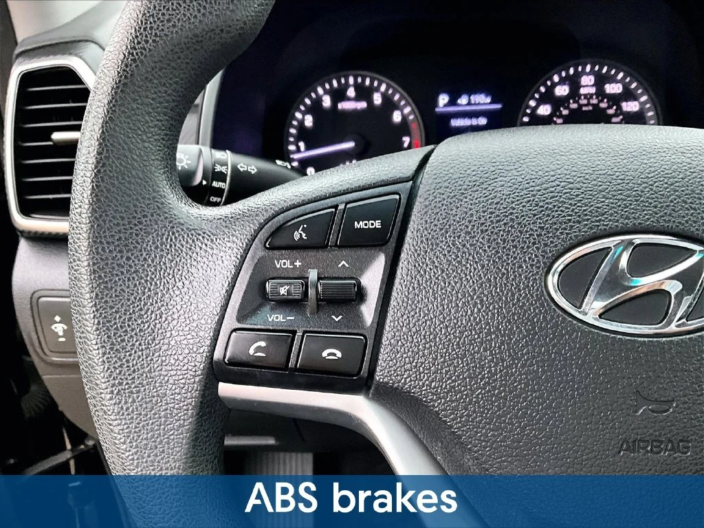 Used 2019 Black Hyundai Value image 13