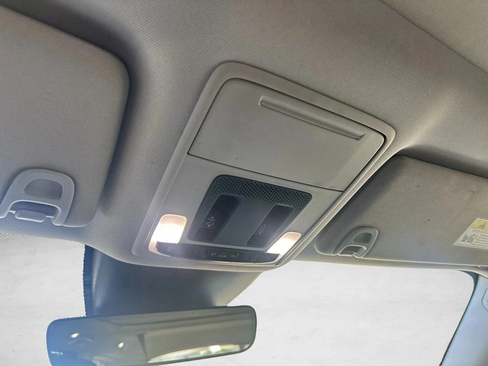Used 2023 Sonic Gray Pearl Honda Touring image 19