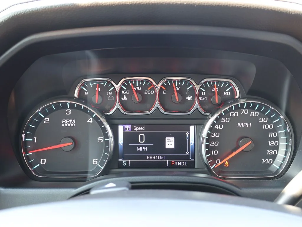 Used 2018 Black GMC SLT image 28