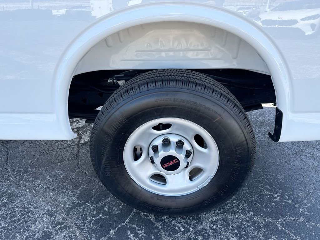 Used 2025 Summit White GMC Work Van image 65