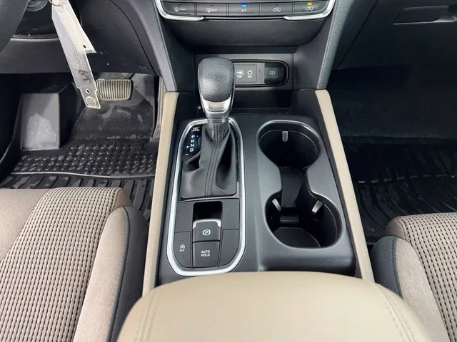 2020 Hyundai Santa Fe SE - Photo 25