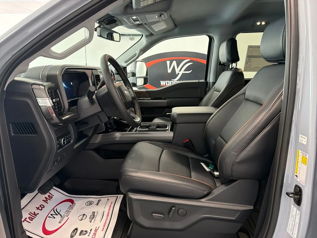 New 2026 Glacier Gray Metallic Tri-Coat Ford F-250® Lariat® image 11
