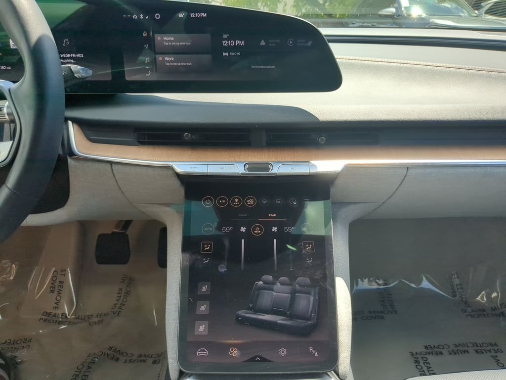 Used 2025 Red Lucid Touring image 22