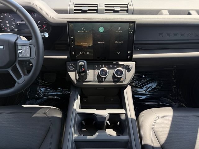 Certified Used 2026 Green Land Rover X-Dynamic SE image 15