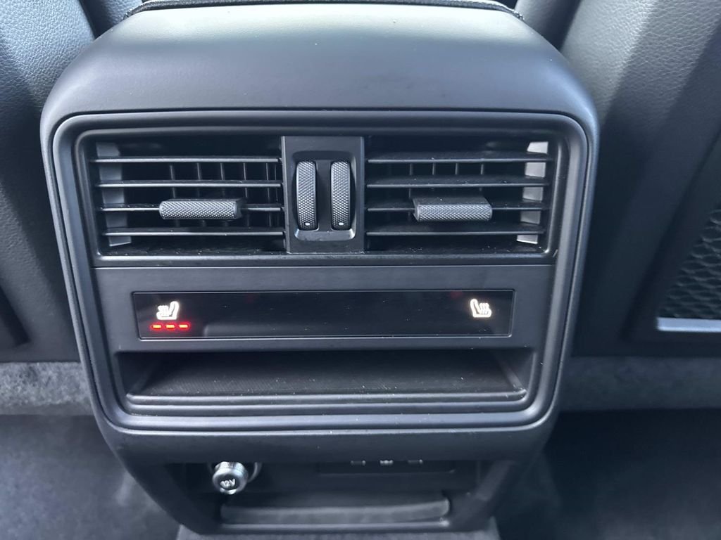 Used 2024 White Porsche Base image 15