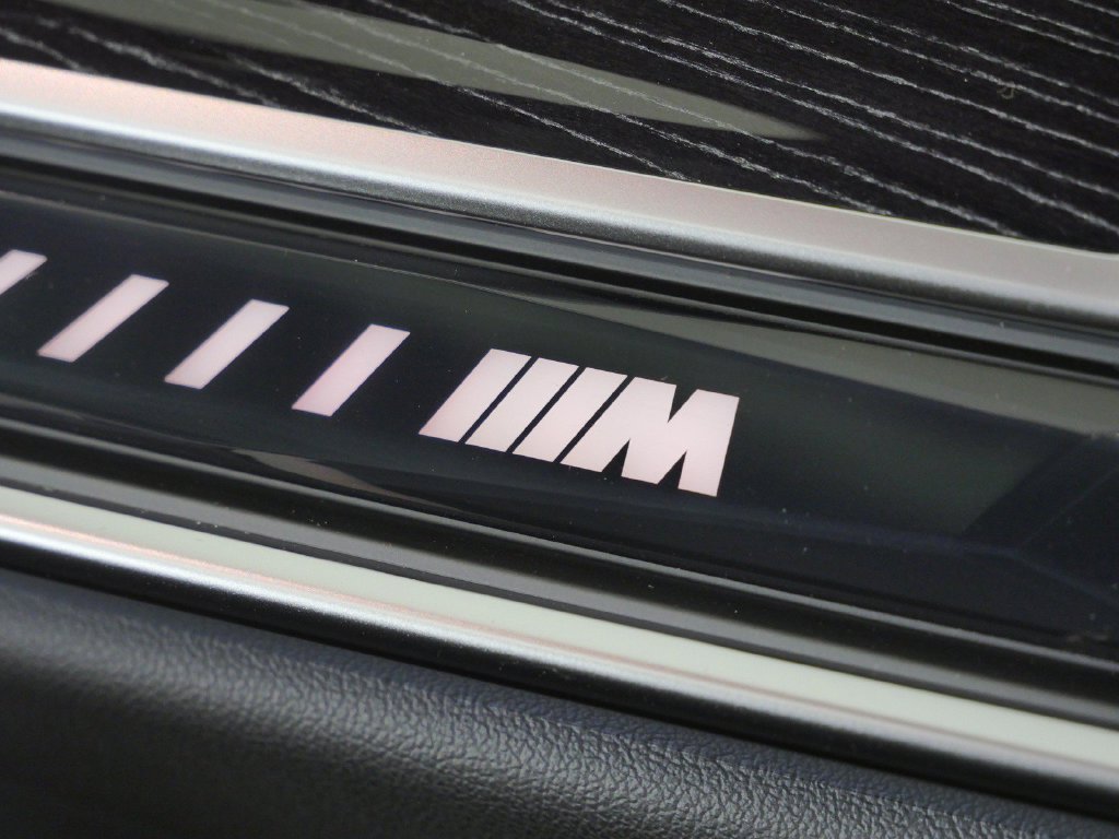 New 2026 Dravit Grey Metallic BMW M60i image 24