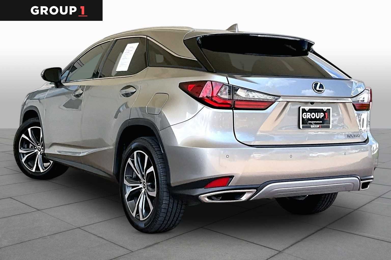 Used 2021 Atomic Silver Lexus  image 10