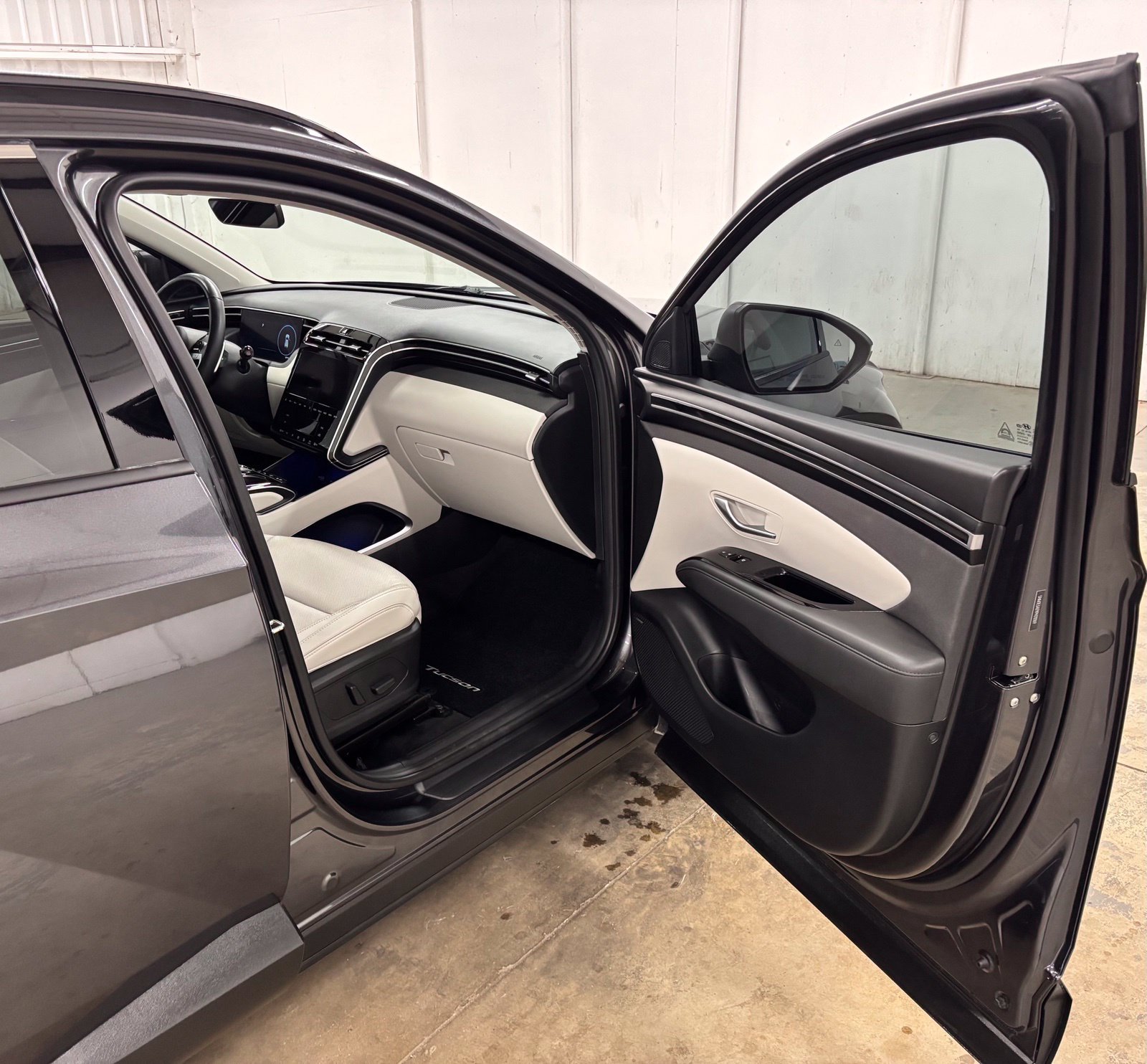 Certified Used 2023 Gray Hyundai Limited image 17